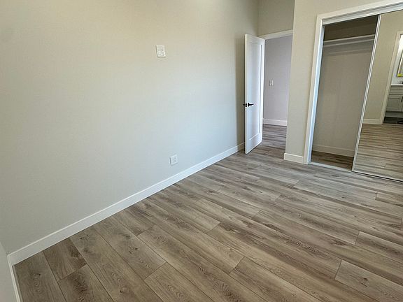 5th image of 330 Imperial Beach Blvd