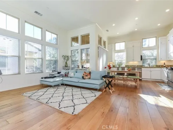 202 Kempton, Irvine, CA 92620