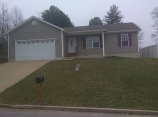 110 E North St, Saint Clair, MO 63077