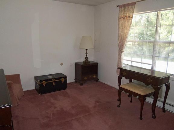 5th image of 549D Sheffield Ct #100D