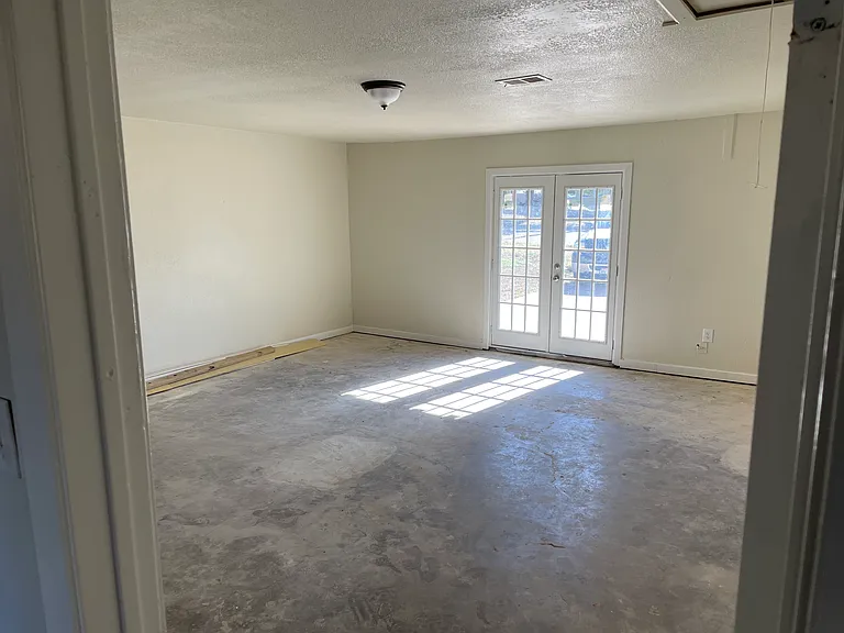 5504 Manor Rd — Photo 31