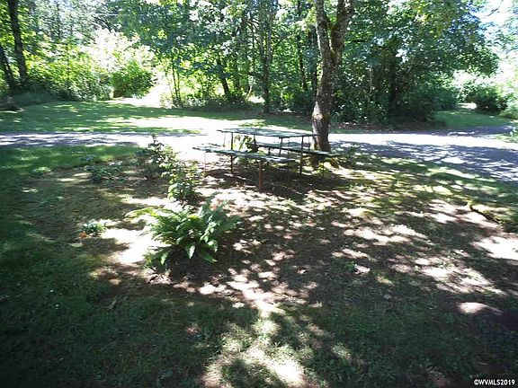 4th image of 7652 Derksen Hill Rd SE