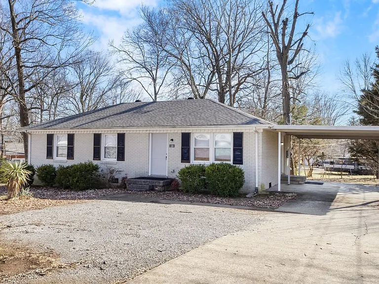 118 Union Hall Rd — Photo 1