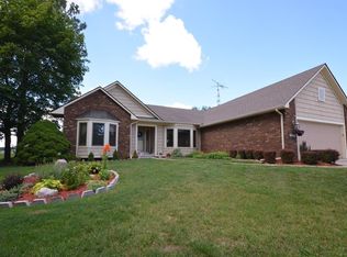 5277 Lin Hill Dr, Swartz Creek, MI 48473