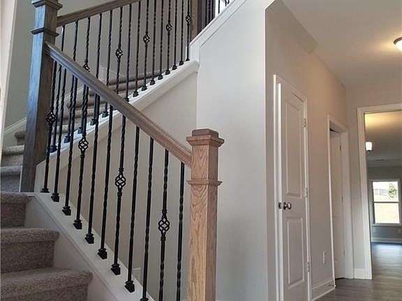 4th image of 4725 Stridemore Ct