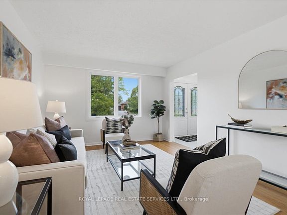 5th image of 17 Rosegrove Pl