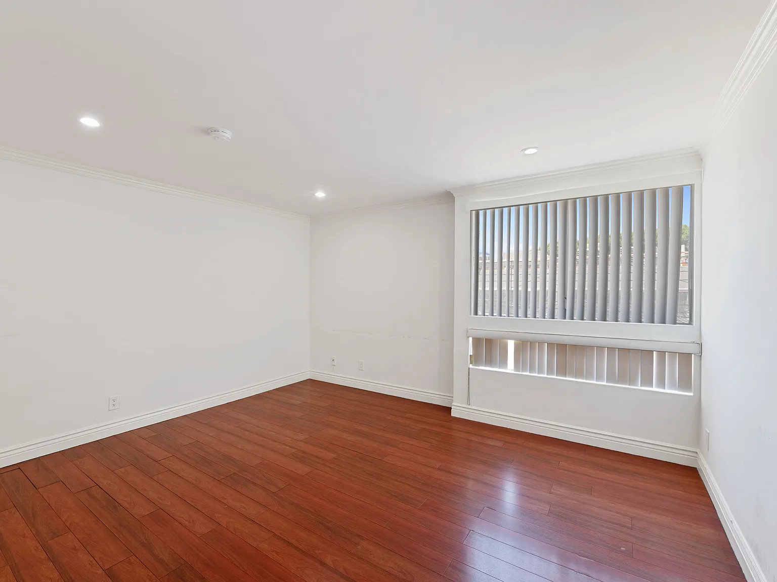 2 bed, 1150 sqft, $2,680 — Photo 3