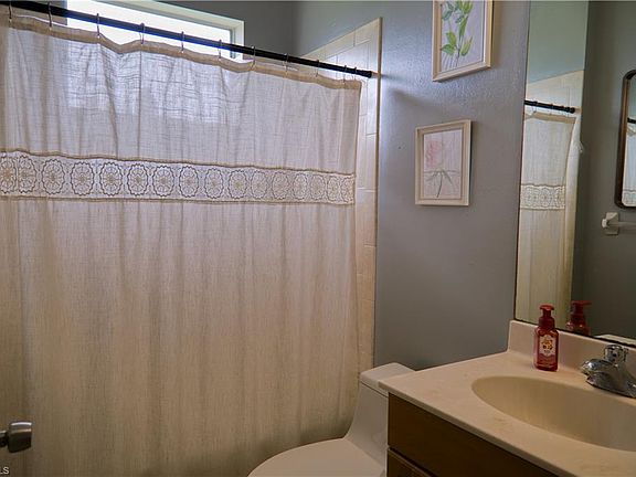 5th image of 5325 Beauty St