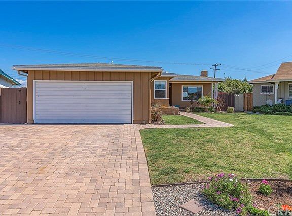 4th image of 15734 Rosalita Dr