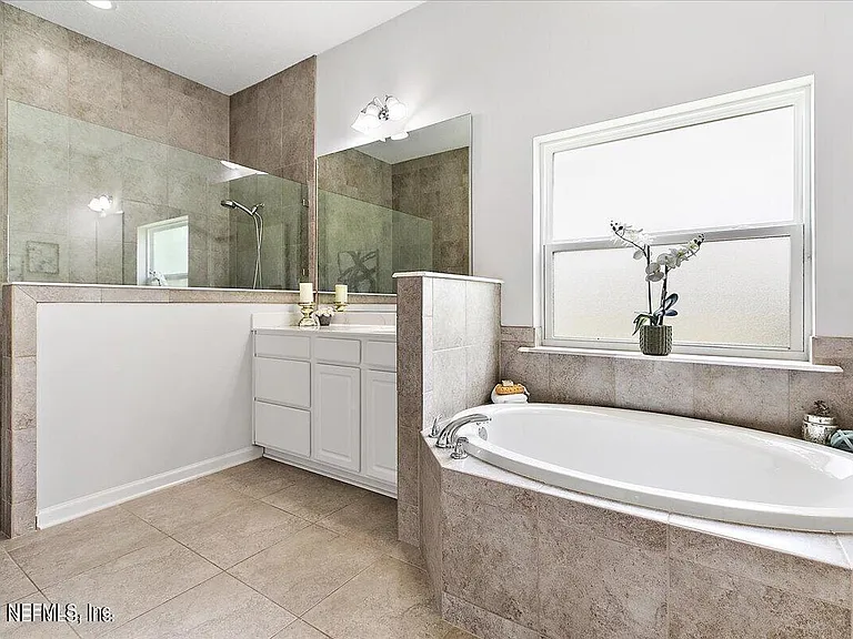 15 King Palm Ct — Photo 5