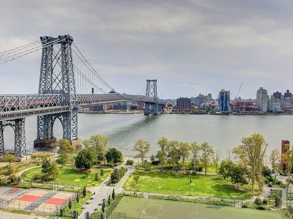 475 Fdr Drive image 1 of 9