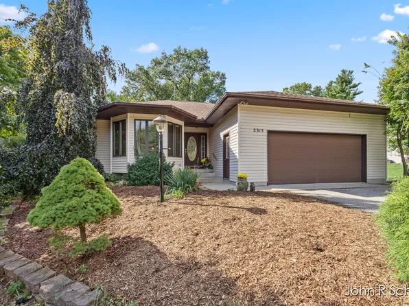 2315 Montclair Ave NW, Grand Rapids, MI 49544