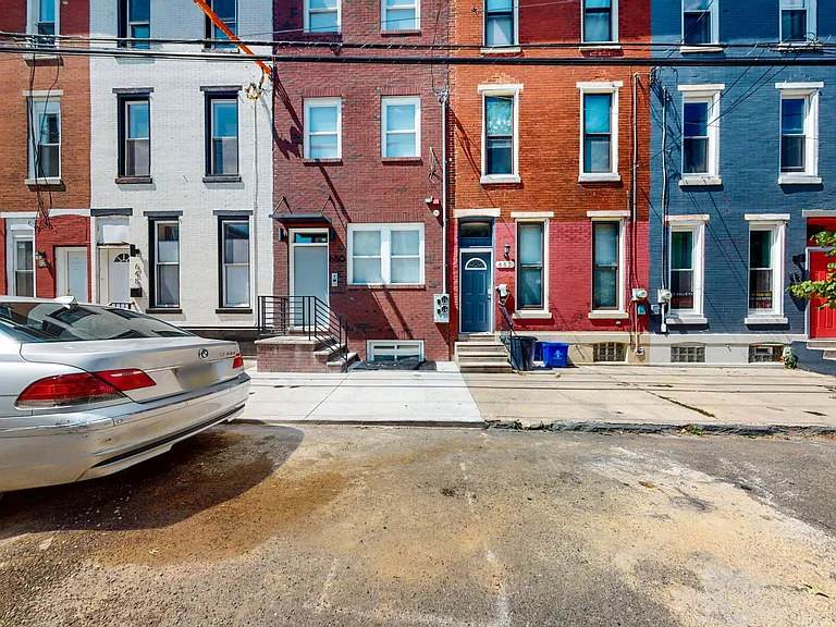 650 N 36th St #1 — Photo 18