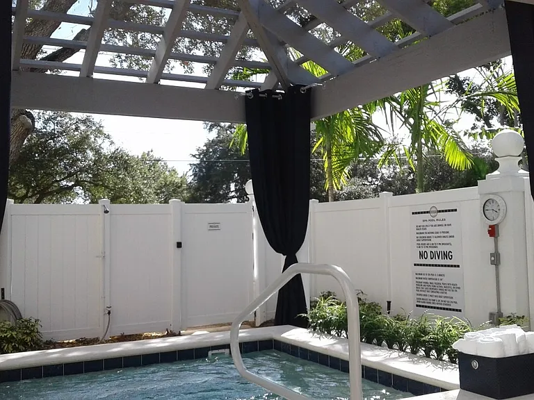 131 41st Ave N, St Petersburg, FL 33703 — Photo 18