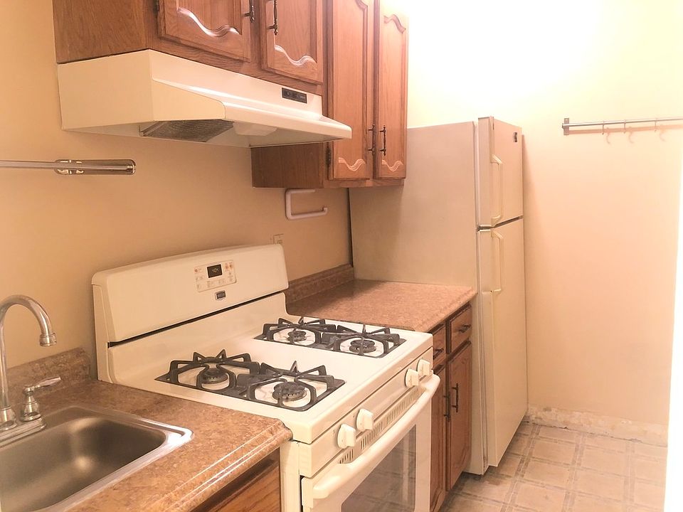 1st image of 28-40 49th St #4