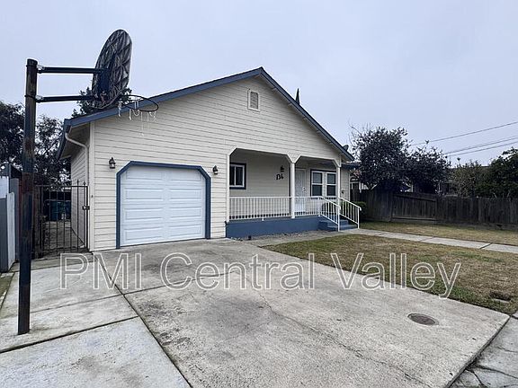 3rd image of 136 E Stadium Dr