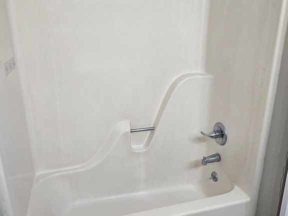 5th image of 207 Village Dr #207