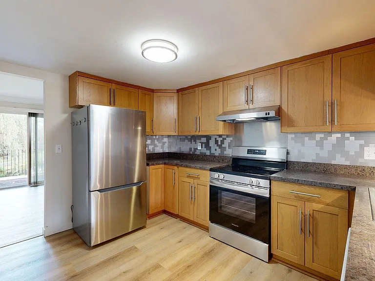 2609 Meade Ct — Photo 4