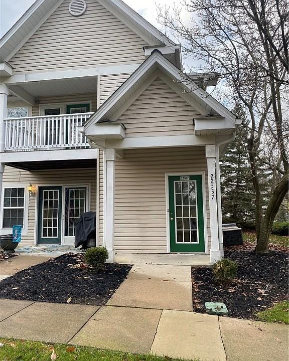 1st image of 22537 Lenox Dr #521