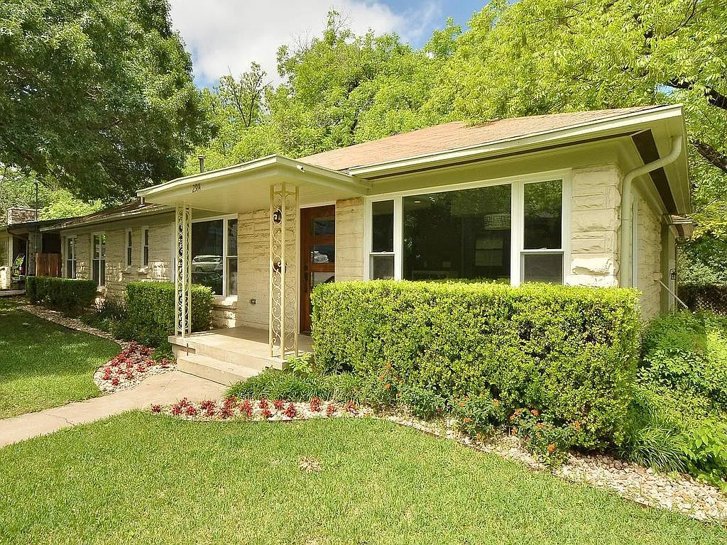 4 bed, 2071 sqft, $7,000 — Photo 3