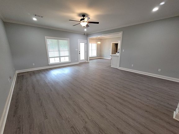 4th image of 204-31 Hollister Dr