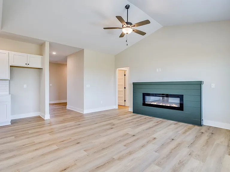 1017 W Long Path St — Photo 5