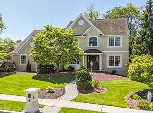 2909 Cotswold Rd, Sinking Spring, PA 19608