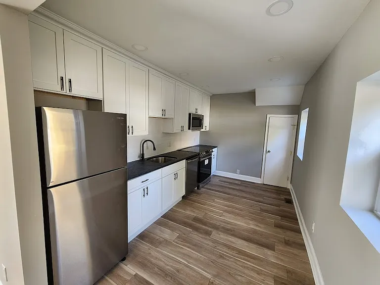 5535 Ridge Ave — Photo 14