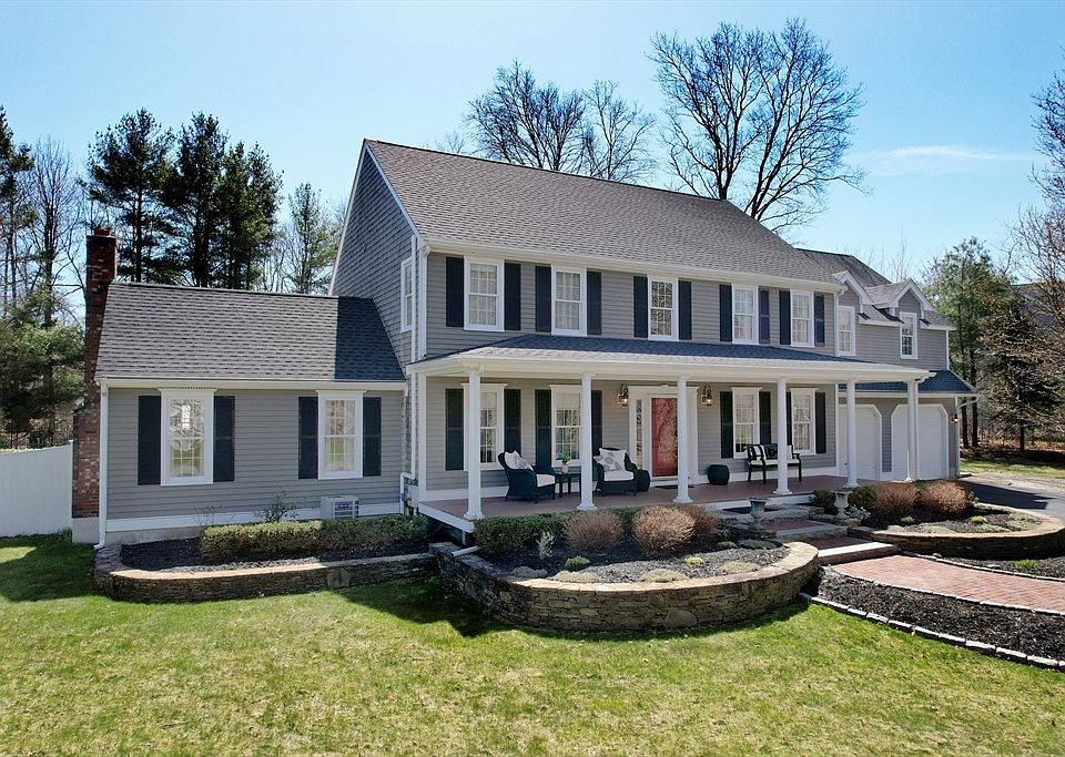 1st image of 45 Northfield Dr