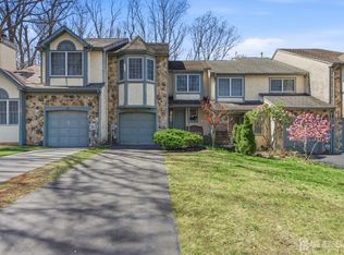 15 Dorchester Dr, East Brunswick, NJ