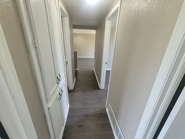 1109 SW 101st St — Photo 36