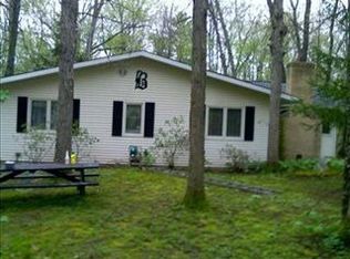 9124 Agawa Trl, Howard City, MI 49329