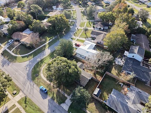 2nd image of 199 Lily Rd