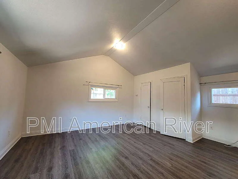 Studio, 1.0 bath, 500 sqft, $1,399 — Photo 3