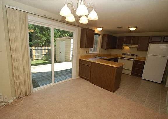 4th image of 9710 Greenmeadow Cir #9710