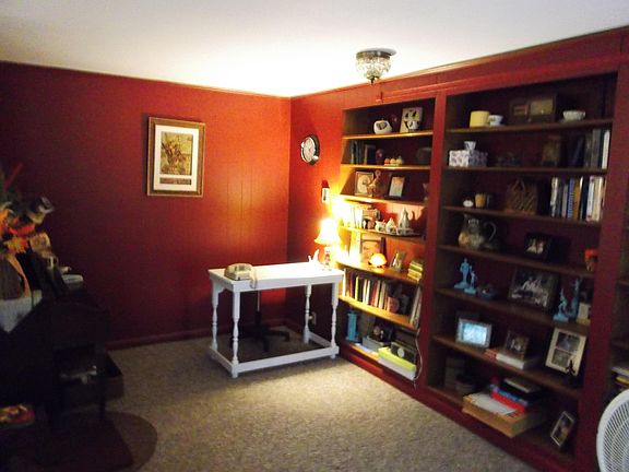 2nd image of 912 County Road 3020