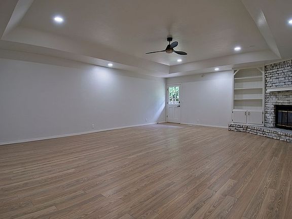 4th image of 2817 Summerfield Dr