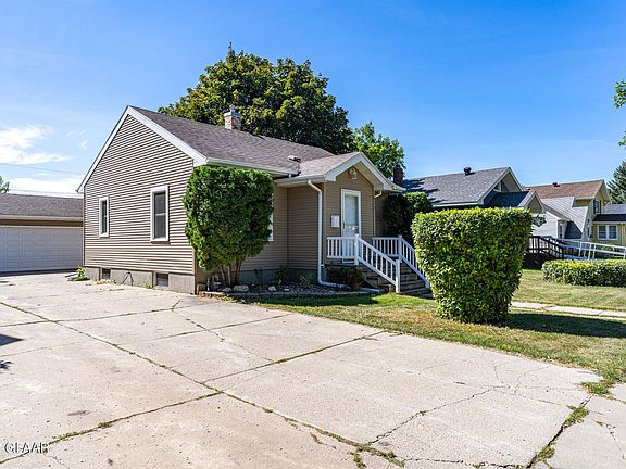 2nd image of 215 Seward Ave