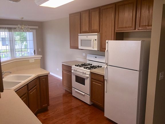 4th image of 39617 N Warren Ln