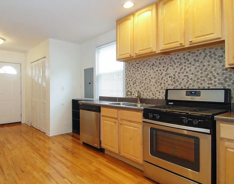 3 bed, 2.0 bath, $3,595 — Photo 3