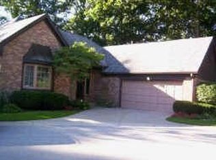 7111 Knollvalley Ln, Indianapolis, IN 46256