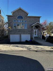 582 Broad St, Carlstadt, NJ, 07072