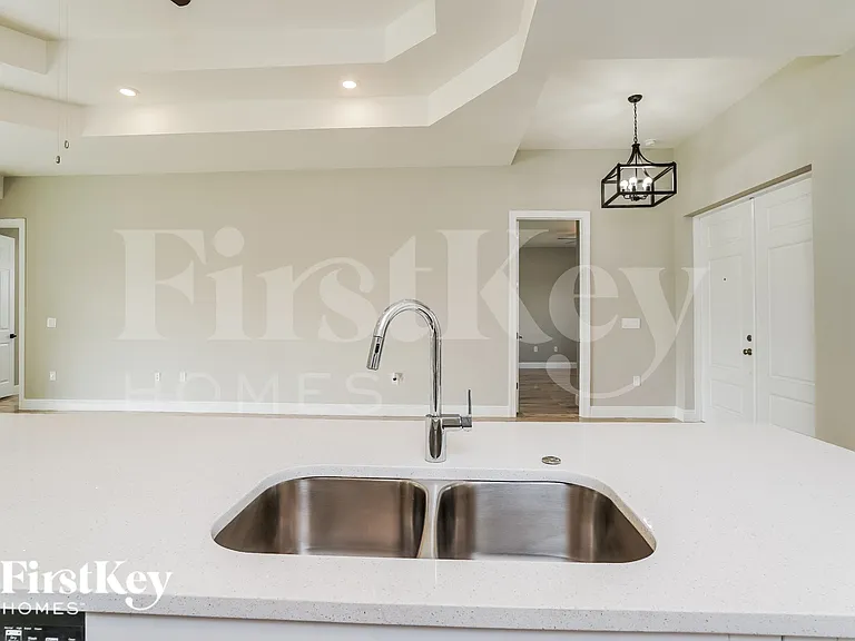 3303 14th St SW — Photo 6