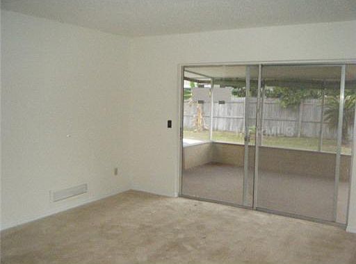 5th image of 7419 Tufts Ct