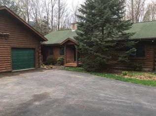 140 Frances Ln, Greentown, PA 18426