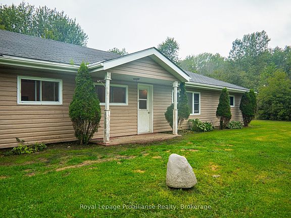 2nd image of 309 Gardenville Rd