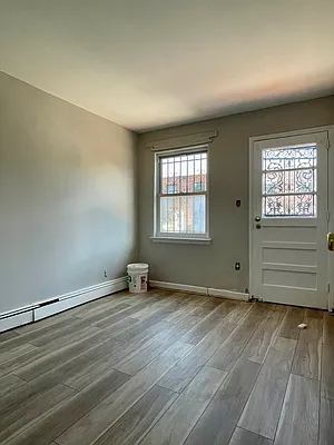 Rented by Amorelli Realty | media 21