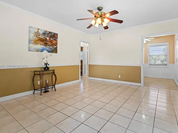 7401 Pines Blvd APT 222, Hollywood, FL 33024
