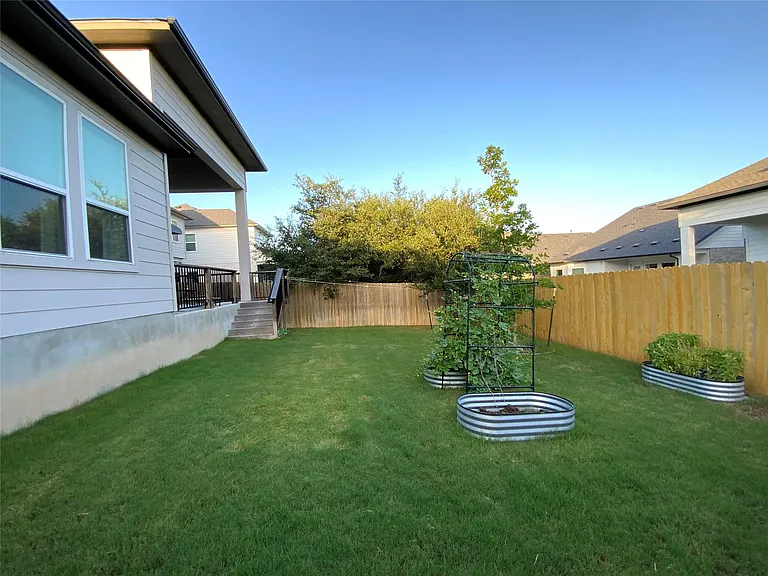 243 Kings Pine Dr — Photo 36