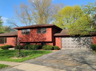 119 Palmer Ct, Yorkville, IL 60560